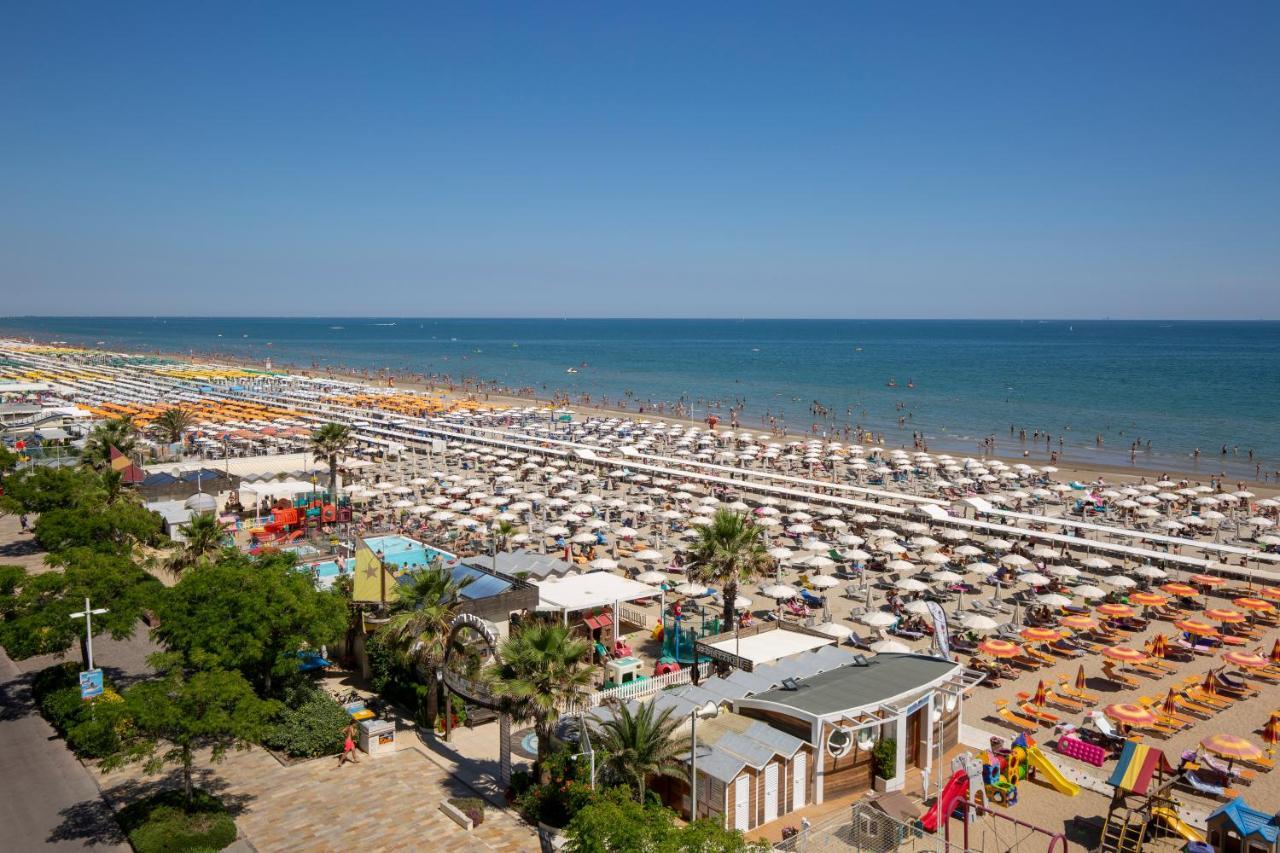 Hotel Des Nations - Vintage Hotel Sul Mare Riccione Zewnętrze zdjęcie